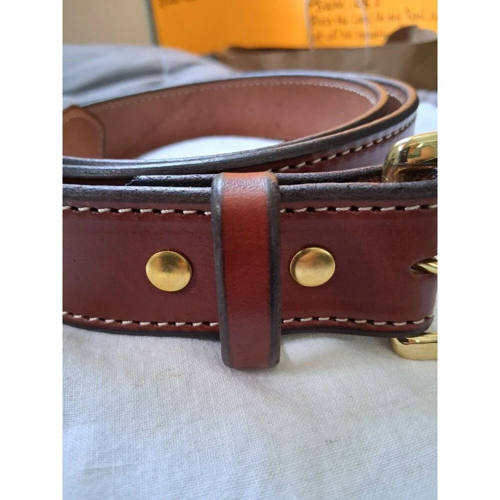 Forrest Hill Amish Made Leather Men's Red  Belt Size 40 1.75in Adjustable Buckle